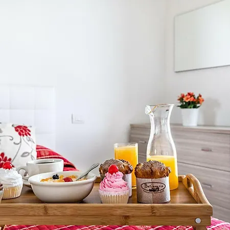 Monticelli Apartment